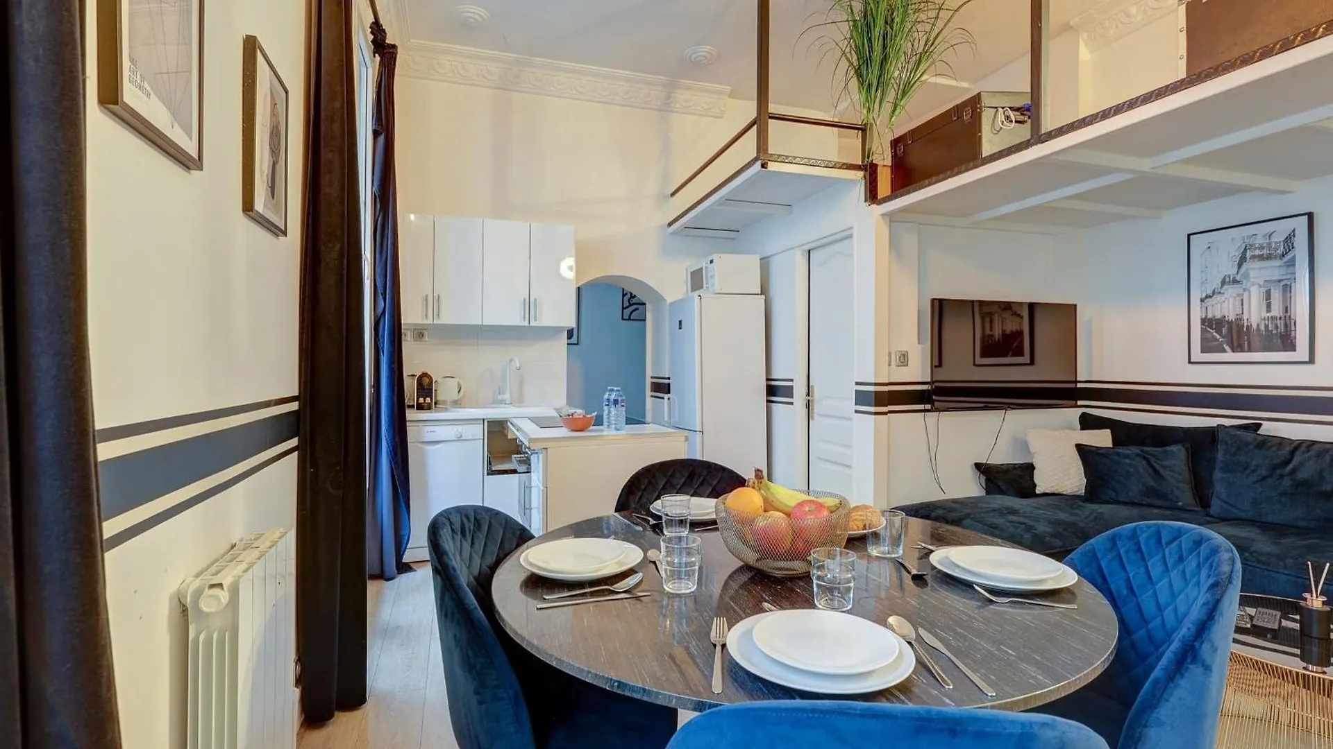 106 - Fabulous Studio In Champs Elysees باريس 0*,  فرنسا